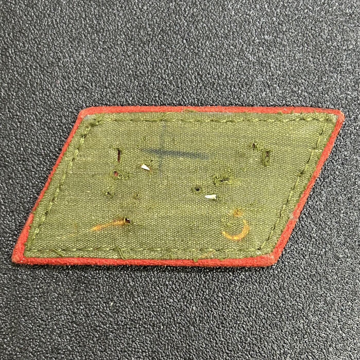 西秦中古拍卖第六十七期 越南人民军早期军法领章 单只