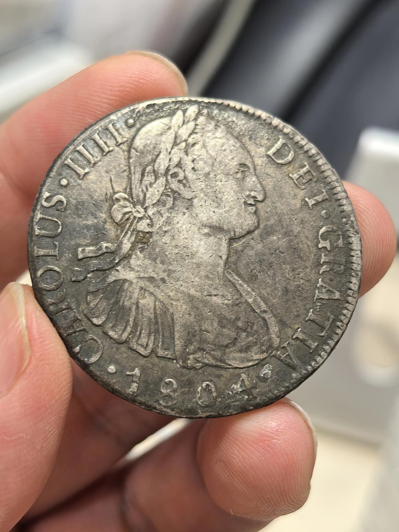 博洋堂世界钱币拍卖第149期（全场包邮） 西属玻利维亚1804年卡洛斯四世双柱银币，原味无戳好品