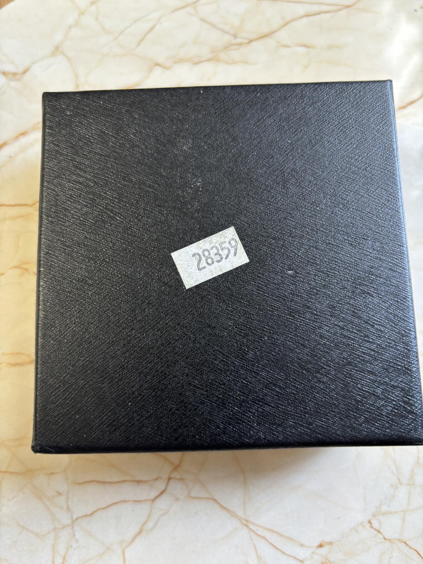 第183期拍卖 蒙古2018年珍稀动物系列野猪镶嵌水晶仿古纪念银币，1盎司，发行2500枚，999银