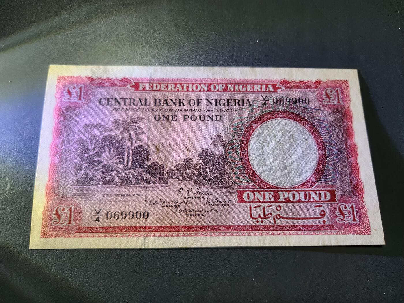 11月30号晚上8点 外国纸币自动截拍第66场 P5a 尼日利亚1958年1镑纸币 近新极美品069900好号码