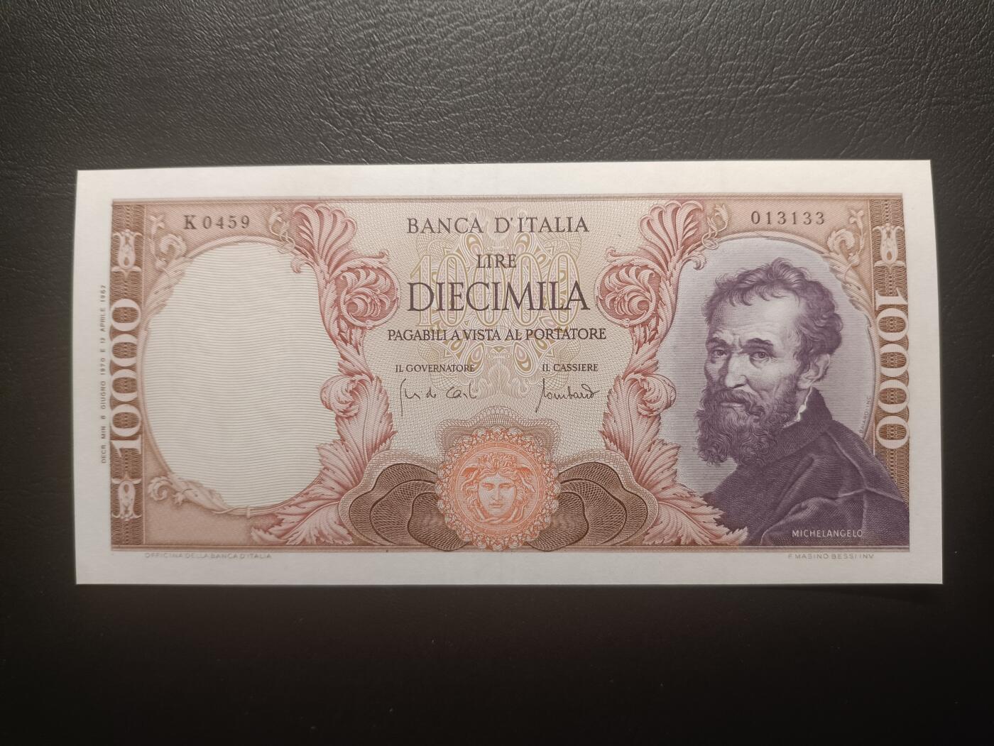 2025十一月第七期，总205期 意大利1970年10000里拉AUNC，米开朗琪罗和威尼斯市政厅