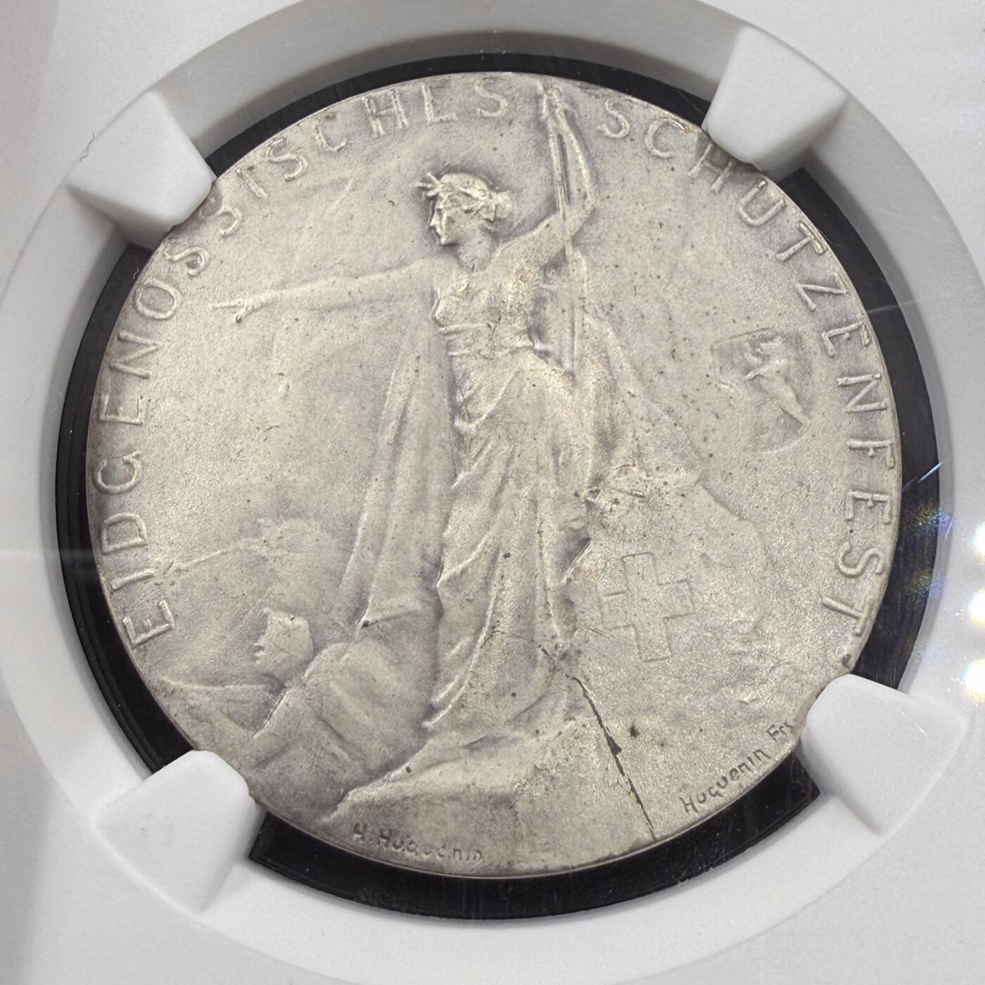 「木头集藏」章牌精品专场！ 1904年瑞士圣加仑射击节银章，NGC UNC，直径：33 mm，品相不错。