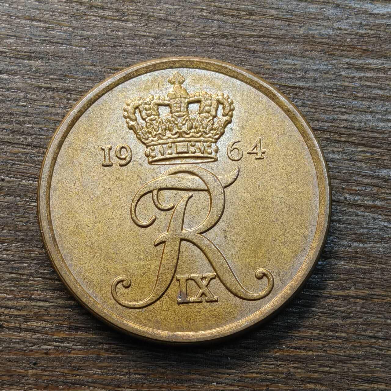 【铜匠收藏】★第133场★散币场，无佣金，30包邮。不满30元，支付5元运费。《接受代拍 代送NGC评级》 丹麦1964年 5欧尔 铜币