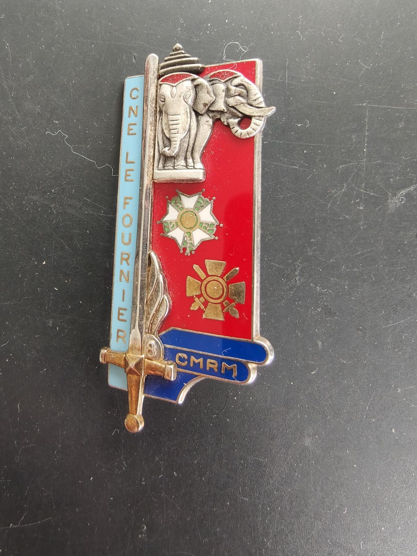 老王徽章第166期 法国炮兵专业学校晋升证章