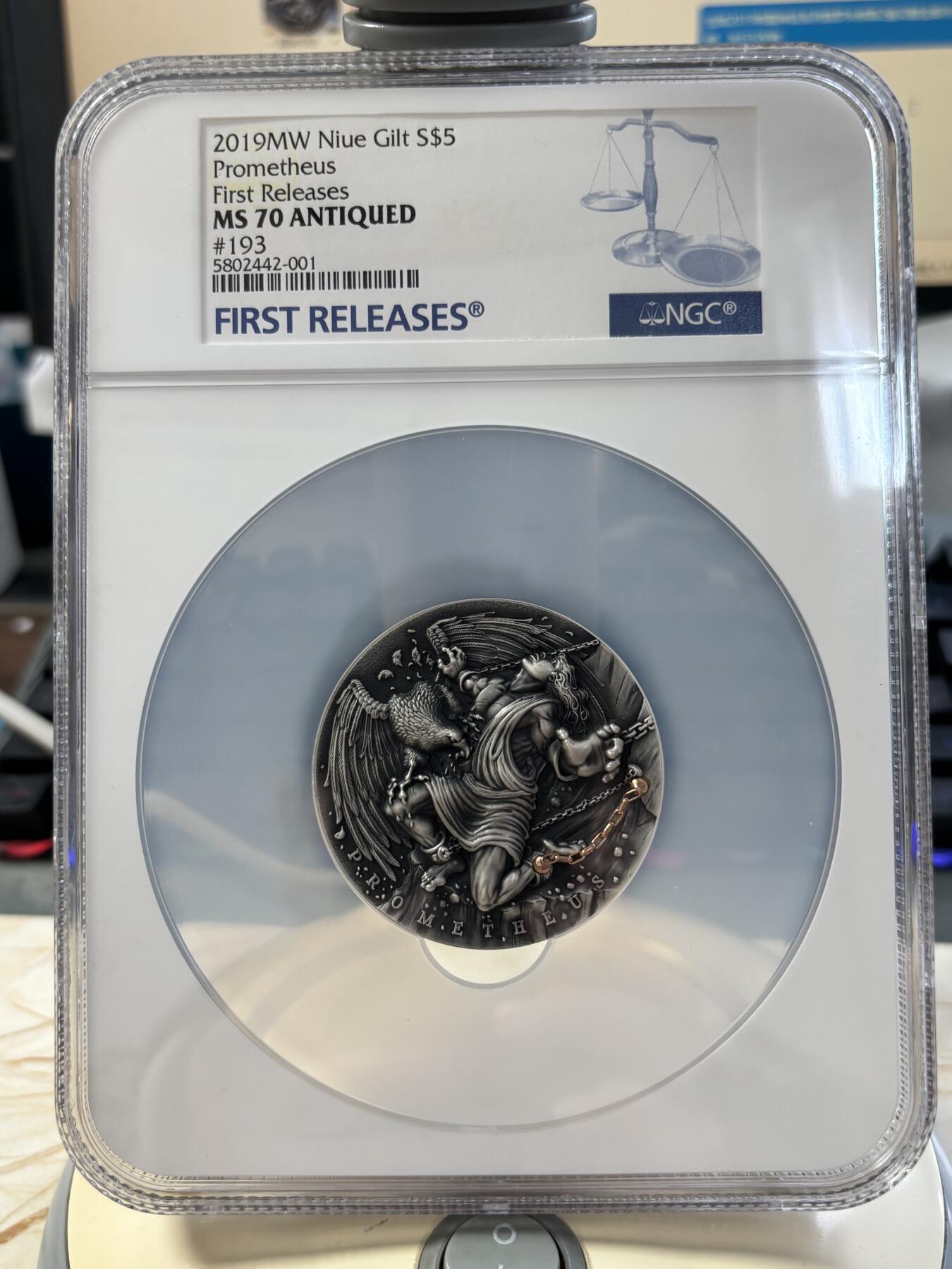 第183期拍卖 纽埃2019希腊神话系列普罗米修斯2盎司镀金银币NGC-MS70首无盒无证书，999银，发行500枚