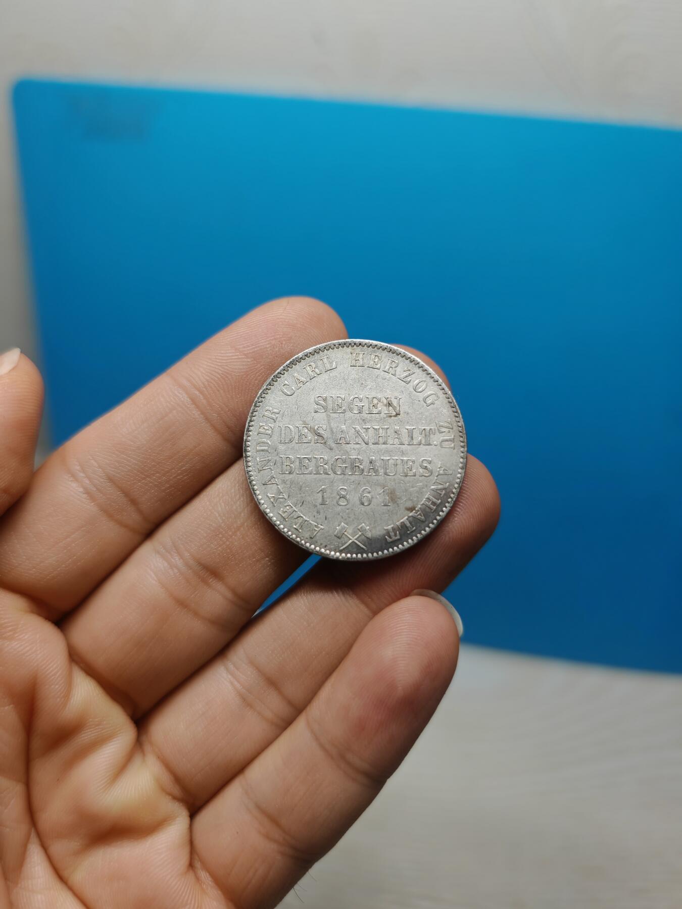 1861年德国安哈特贝恩堡小熊爬墙银币