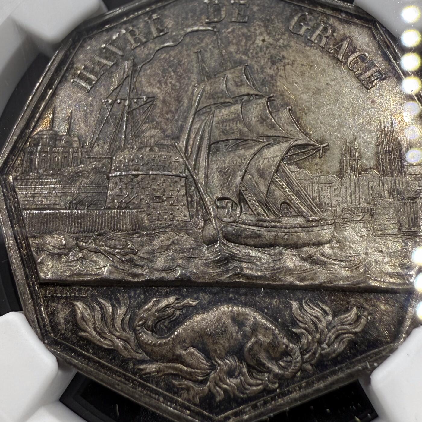 「木头集藏」章牌精品专场！ Barre～法国勒阿弗尔商会八角银章，MS 63 ，直径：32 mm， 边铭：手指 ARGENT （1845-1860年），难得好品！