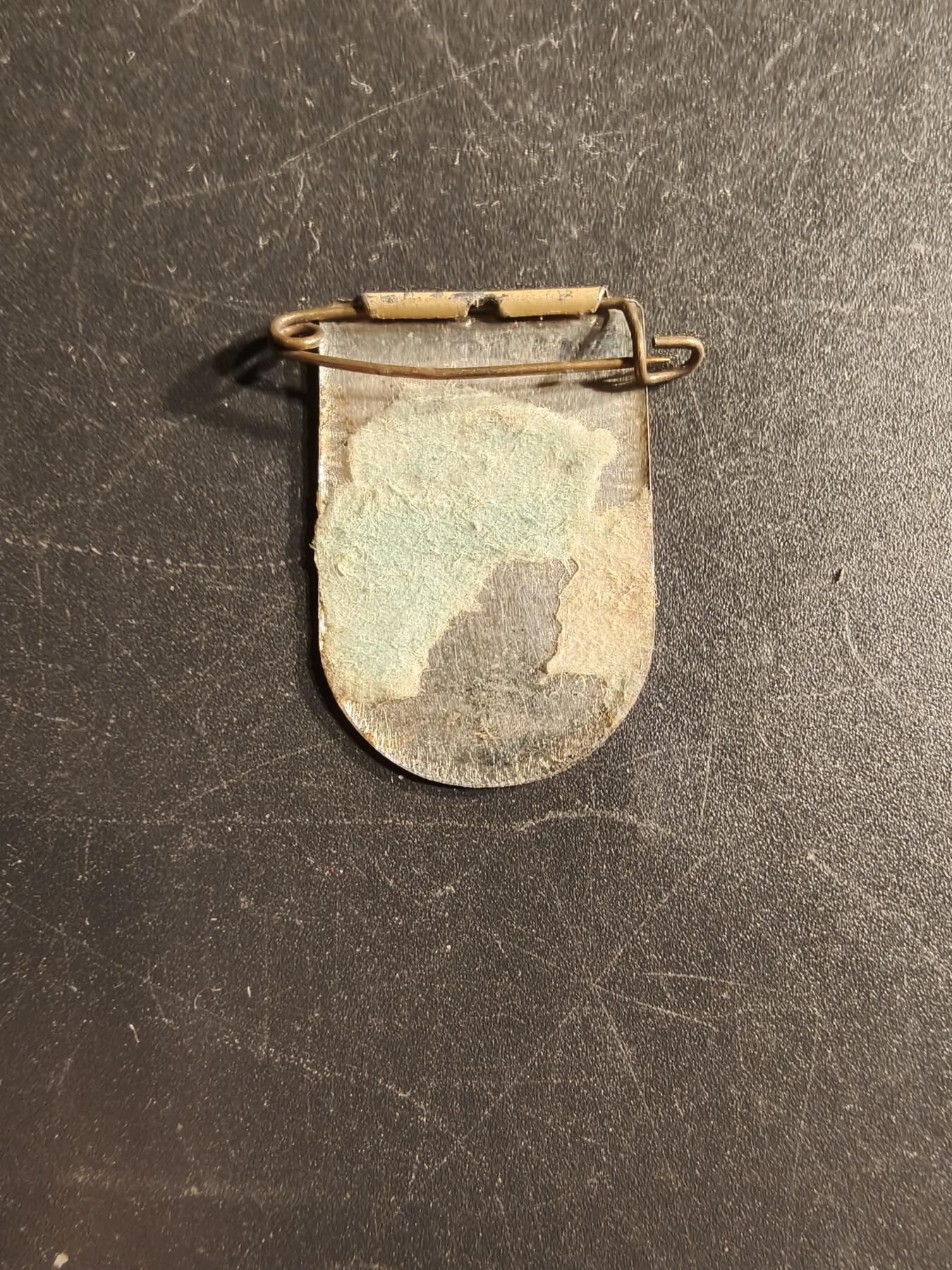 老王徽章第166期 德三WHW证章