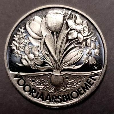 长老汇蛇年精选第七十九场拍卖 - 珍稀币！1996荷兰2.5ECU精制纪念币 缤纷多样的春季花卉，发行量未知，量非常小