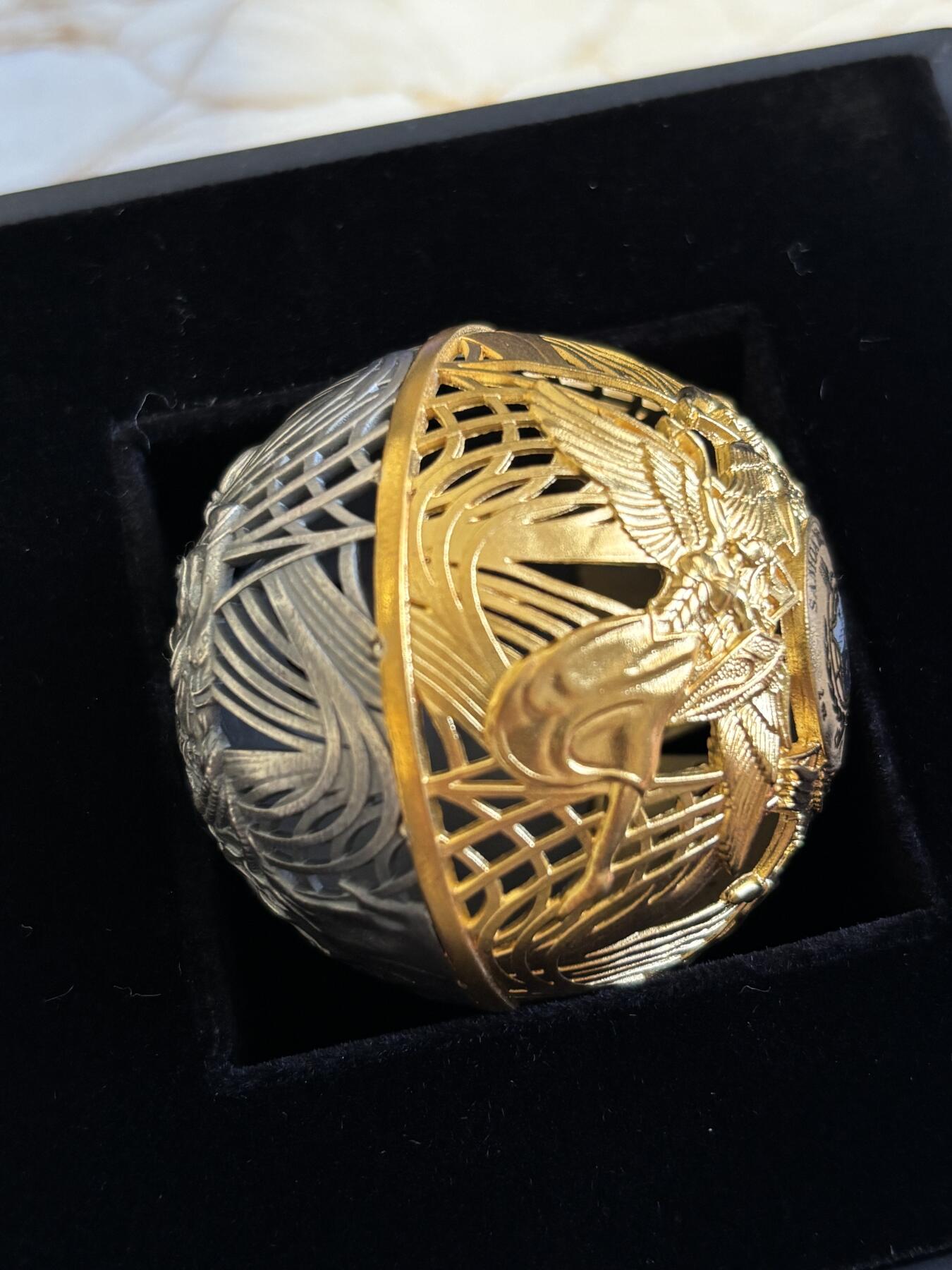 第183期拍卖 萨摩亚2021年地狱与天堂2盎司镂空镀金纪念银币，999银镀金，2盎司，发行1499枚