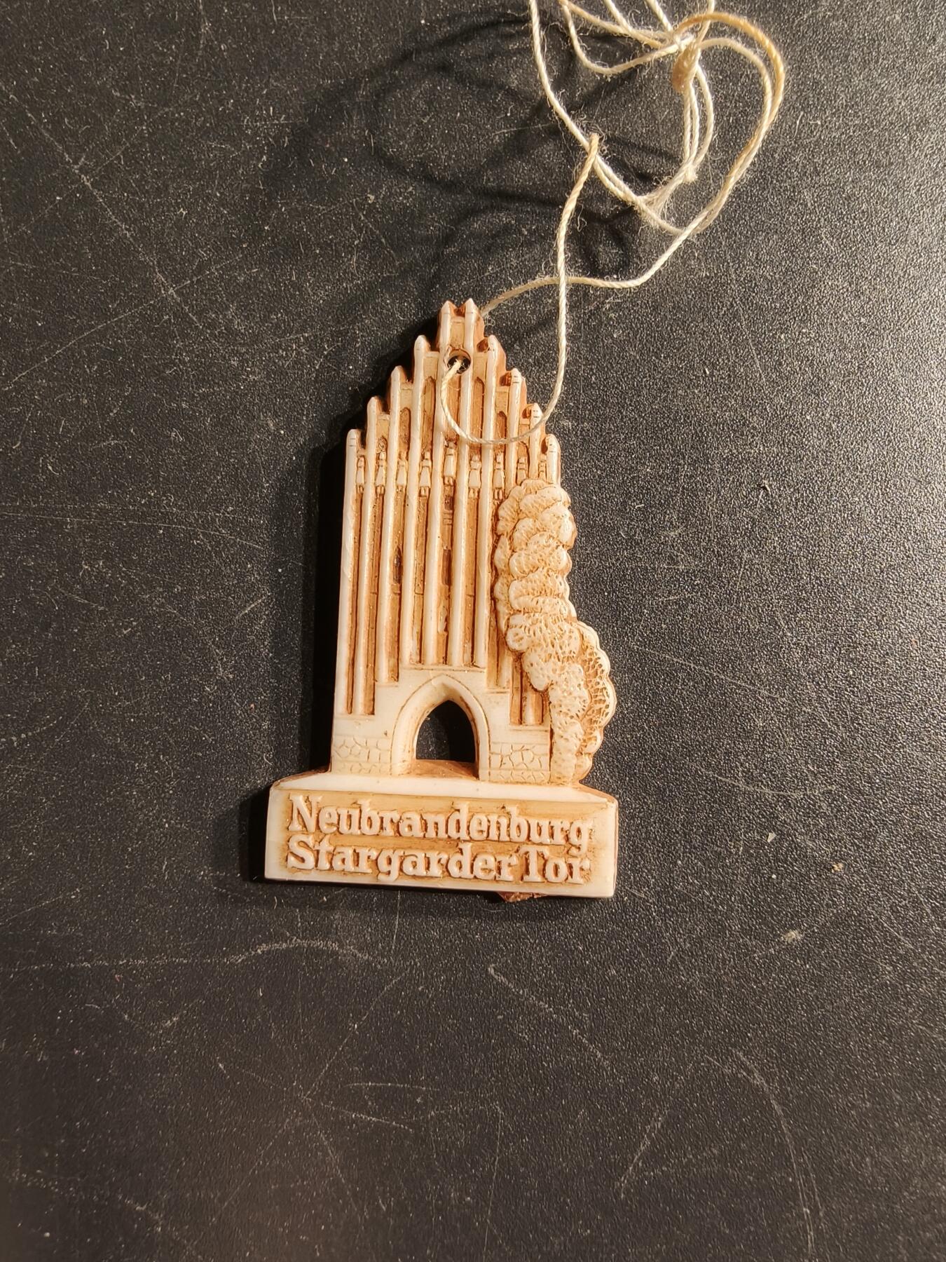 老王徽章第166期 德三WHW证章