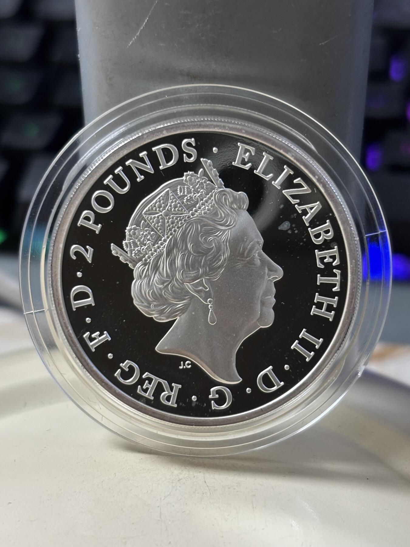 第183期拍卖 英国2021年不列颠女神狮子1盎司纪念银币，999银，发行2900枚