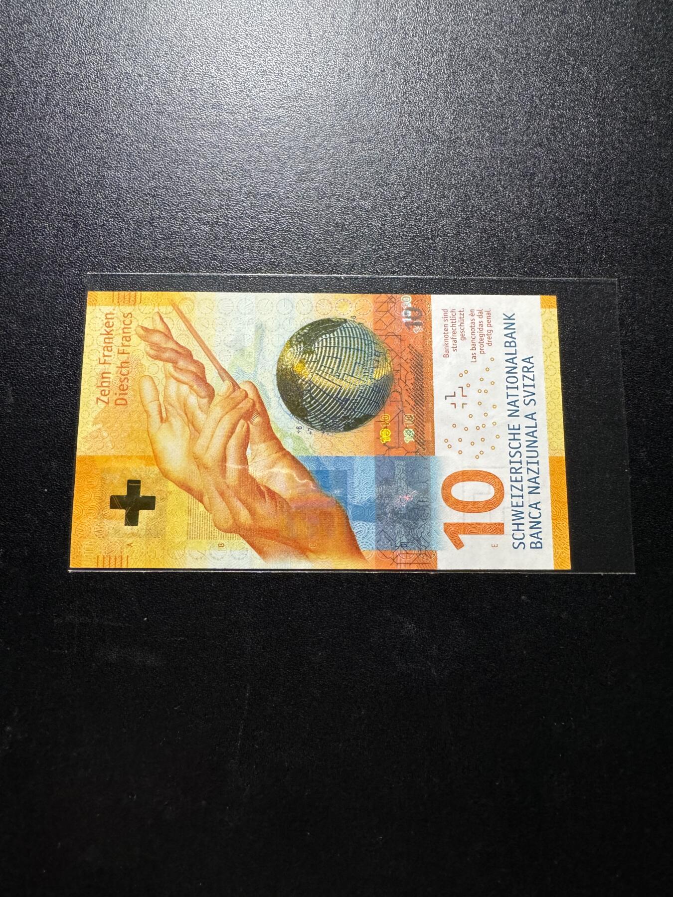 外币出坑 瑞士手版10【16M0628926】