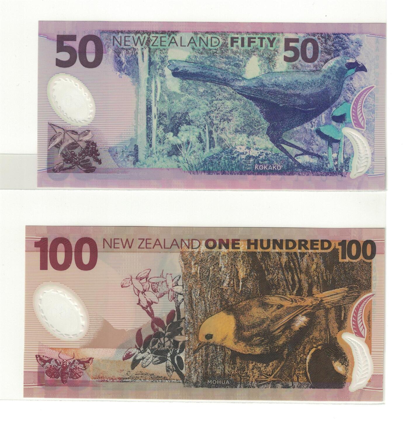 《艾美收藏》第222期-11.30周日外币畅拍 (首发冠全同带原装册)新西兰2008年AA冠5-100元全同百位831号5张大全套，前2位数字是年份缩写，鸟版塑料钞初版首发