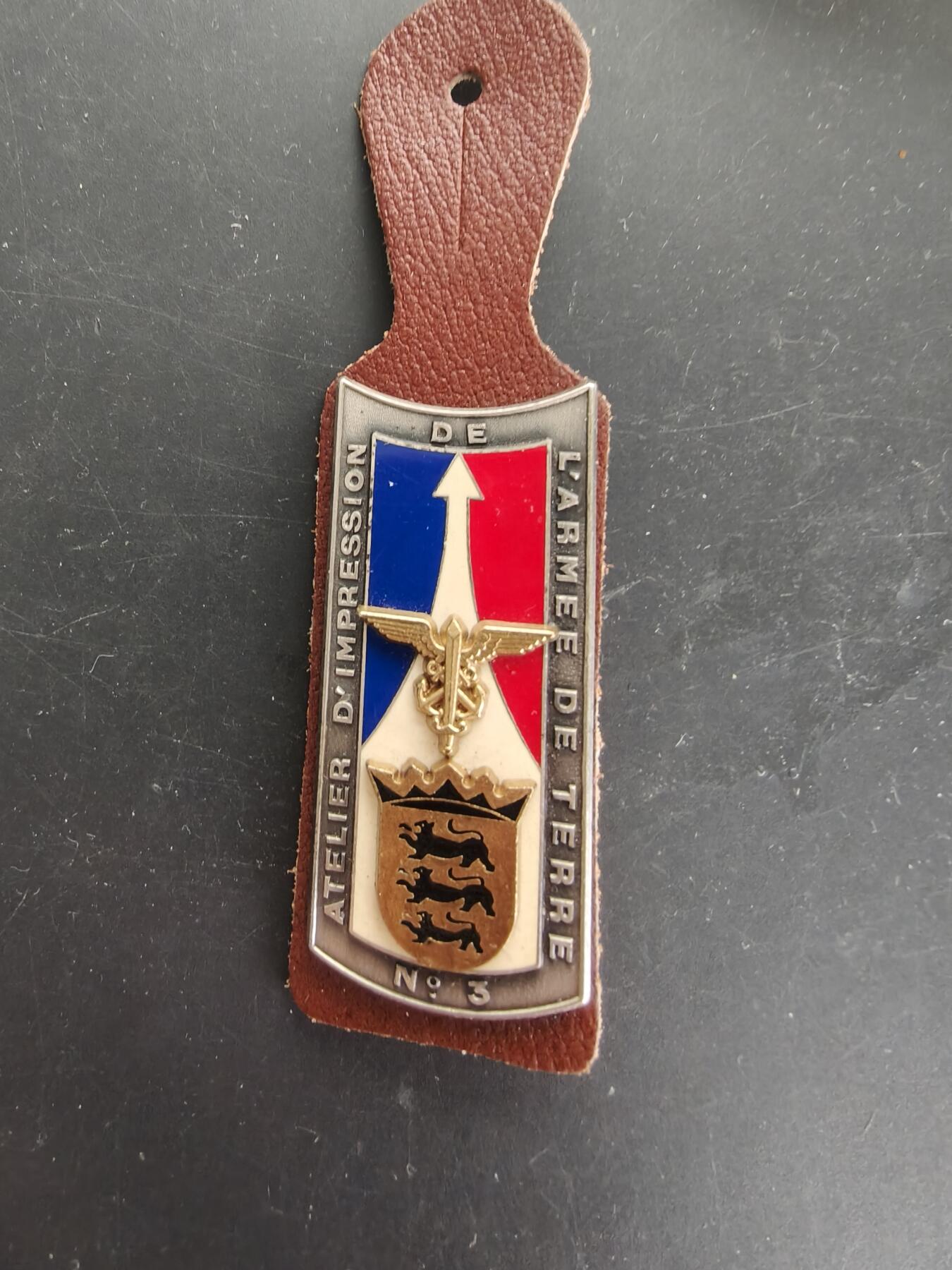 老王徽章第166期 法国陆军第3印刷厂证章