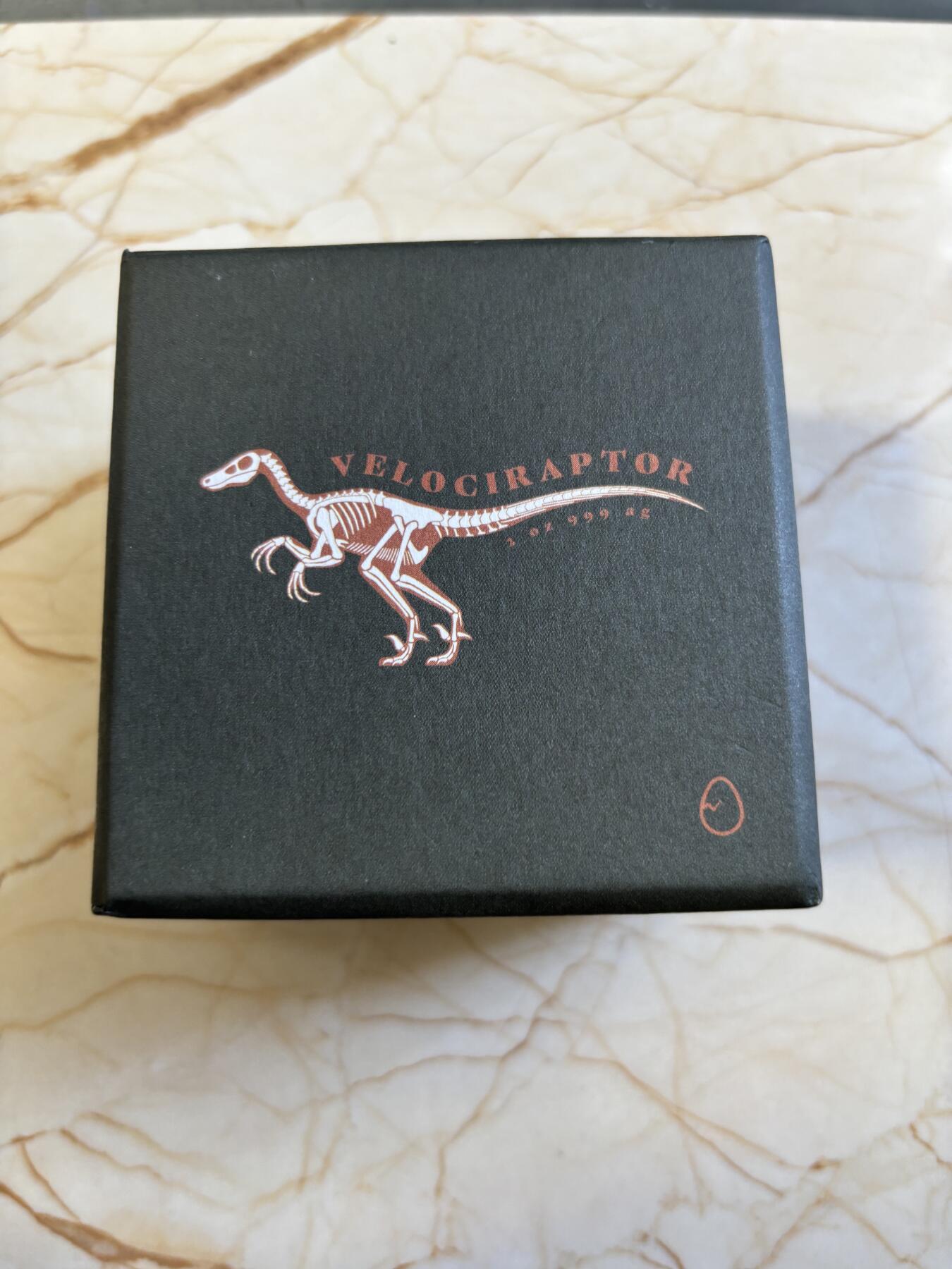 第183期拍卖 乍得2021年迅猛龙诞生2盎司高浮雕仿古异形银币，2盎司，999银，发行500枚