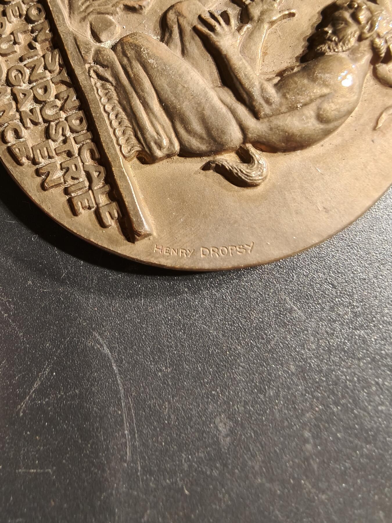 老王徽章第166期 法国电气公司大铜章    大师Dropsy作品     直径54mm.    重量71.9g