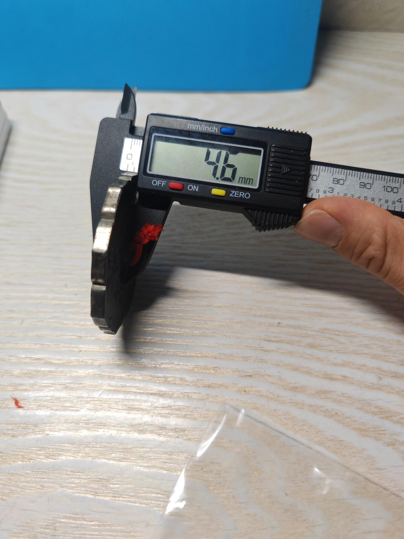 1907年6月 日本明治40年 妇女用品展览会 赏牌，背双凤花卉图，皮壳老到，少见品种值得收藏