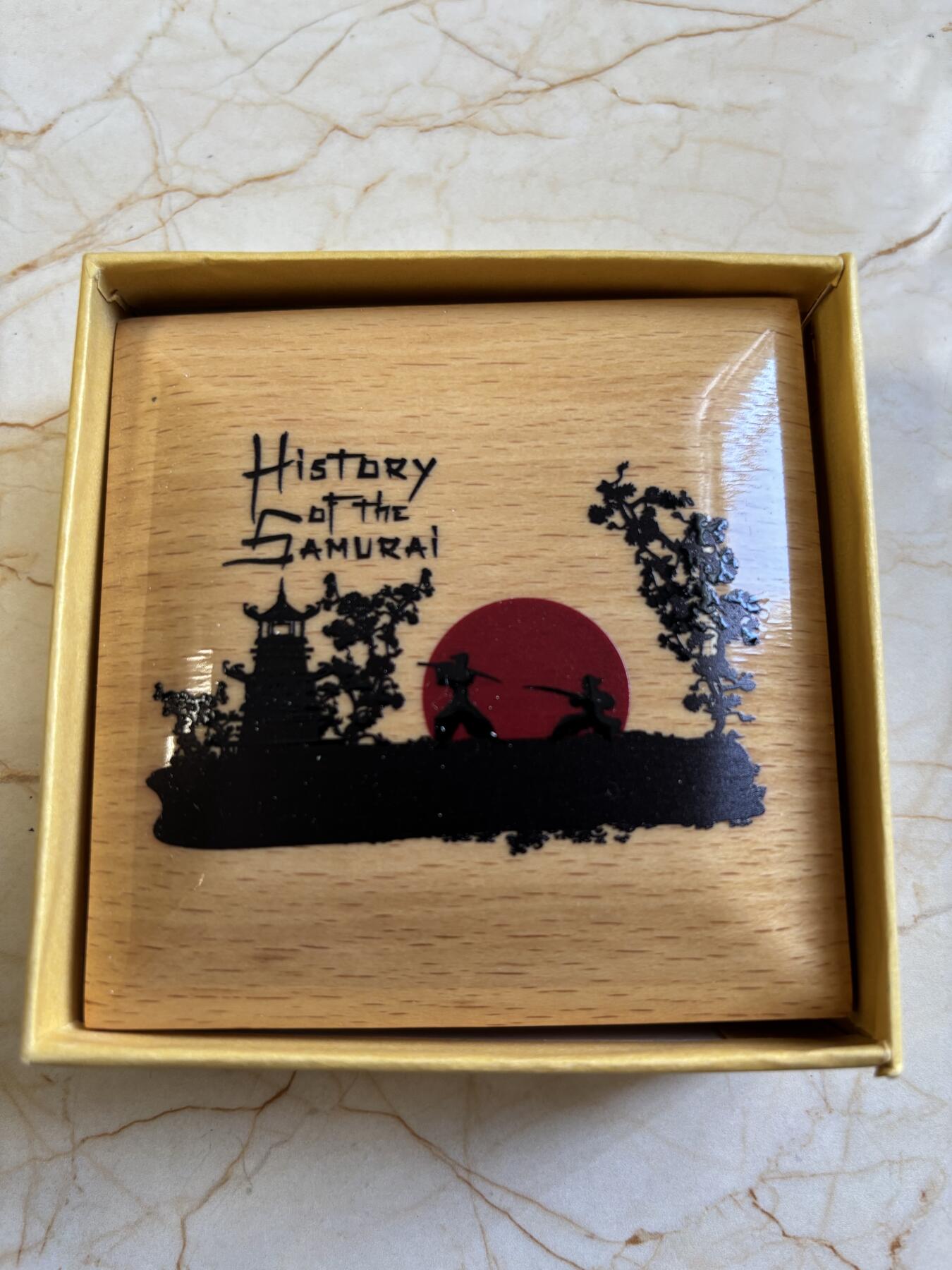 第183期拍卖 库克2015年武士的历史镶嵌真实铠甲1盎司仿古银币，999银，发行999枚