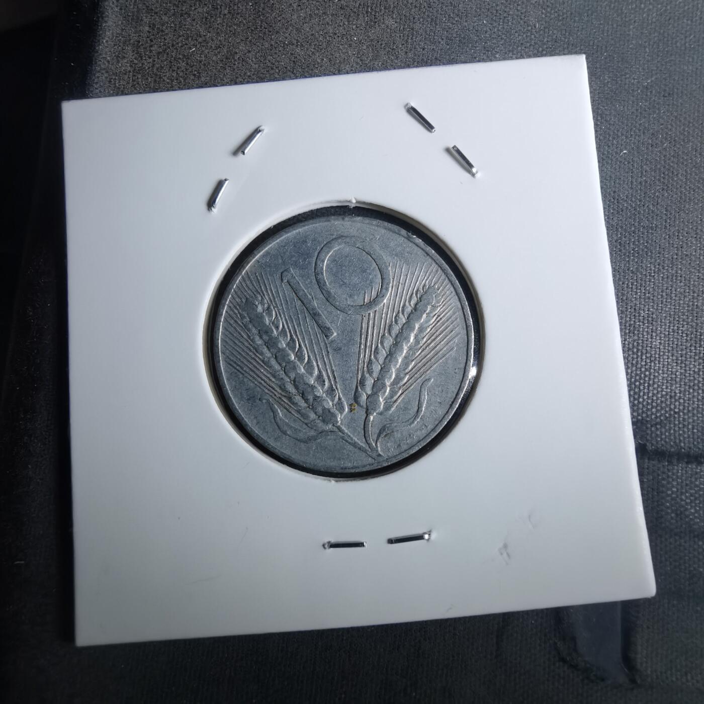 沼泽如烟--第916场 意大利1952年10里拉