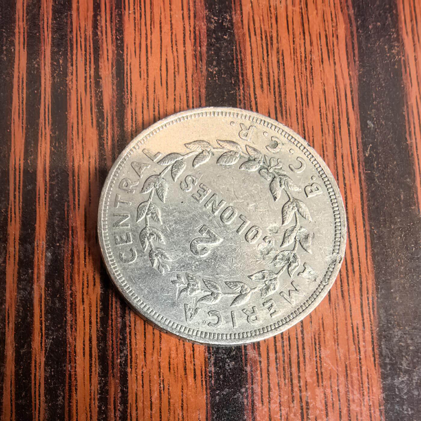 泡泡币外币第三十六场可代拍15038385335微信 哥斯达黎加硬币。