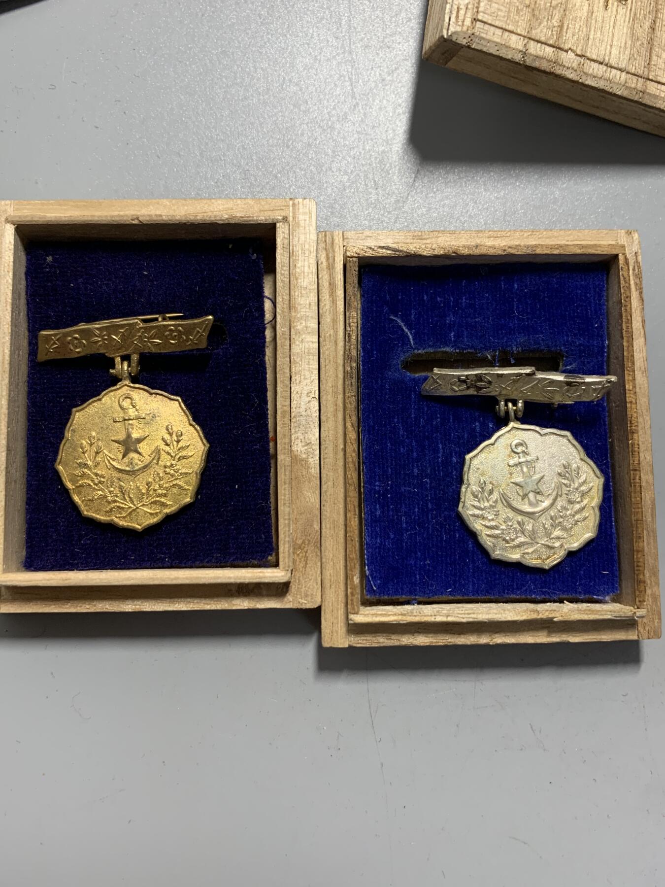 远东徽章小铺11月30日周日晚上9点结束