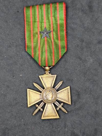 凯旋世界勋赏（第20期）（欢迎送拍）（对拍品有疑问请询问客服，不接受到手刀，出价默认拍品品相。请认真阅读拍卖规则！出价默认已认可！）（收到货请录制开箱视频，无视频概不处理问题。） - 法国一战战争十字奖章一次嘉奖勋饰