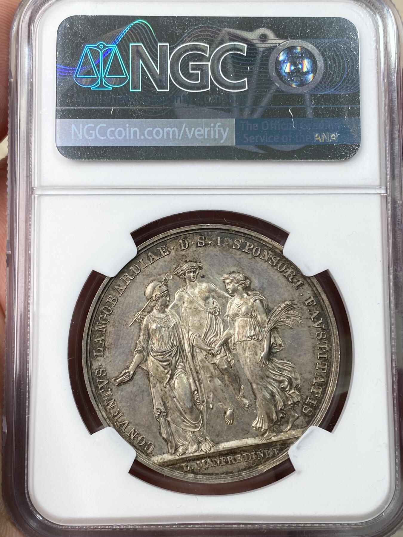 万国钱币拍卖第056期