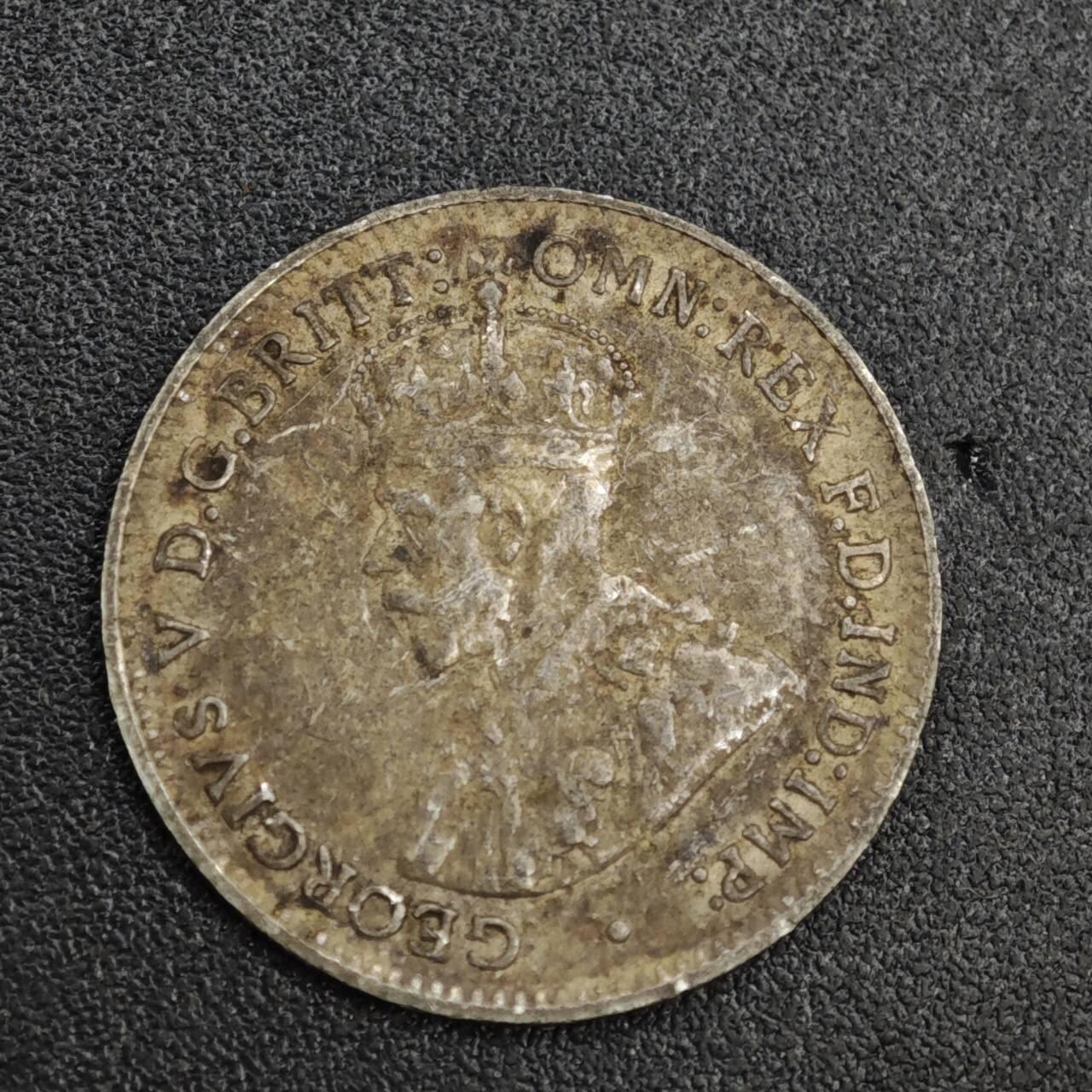 【淘币小摊】限时拍第八百一十二拍  小银币场  满百包邮可预留两周  周一统一发货  澳大利亚1921年乔治五世3便士银币