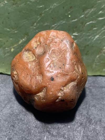 精美红白原皮南红玛瑙原石一颗， - 精美红白原皮南红玛瑙原石一颗，