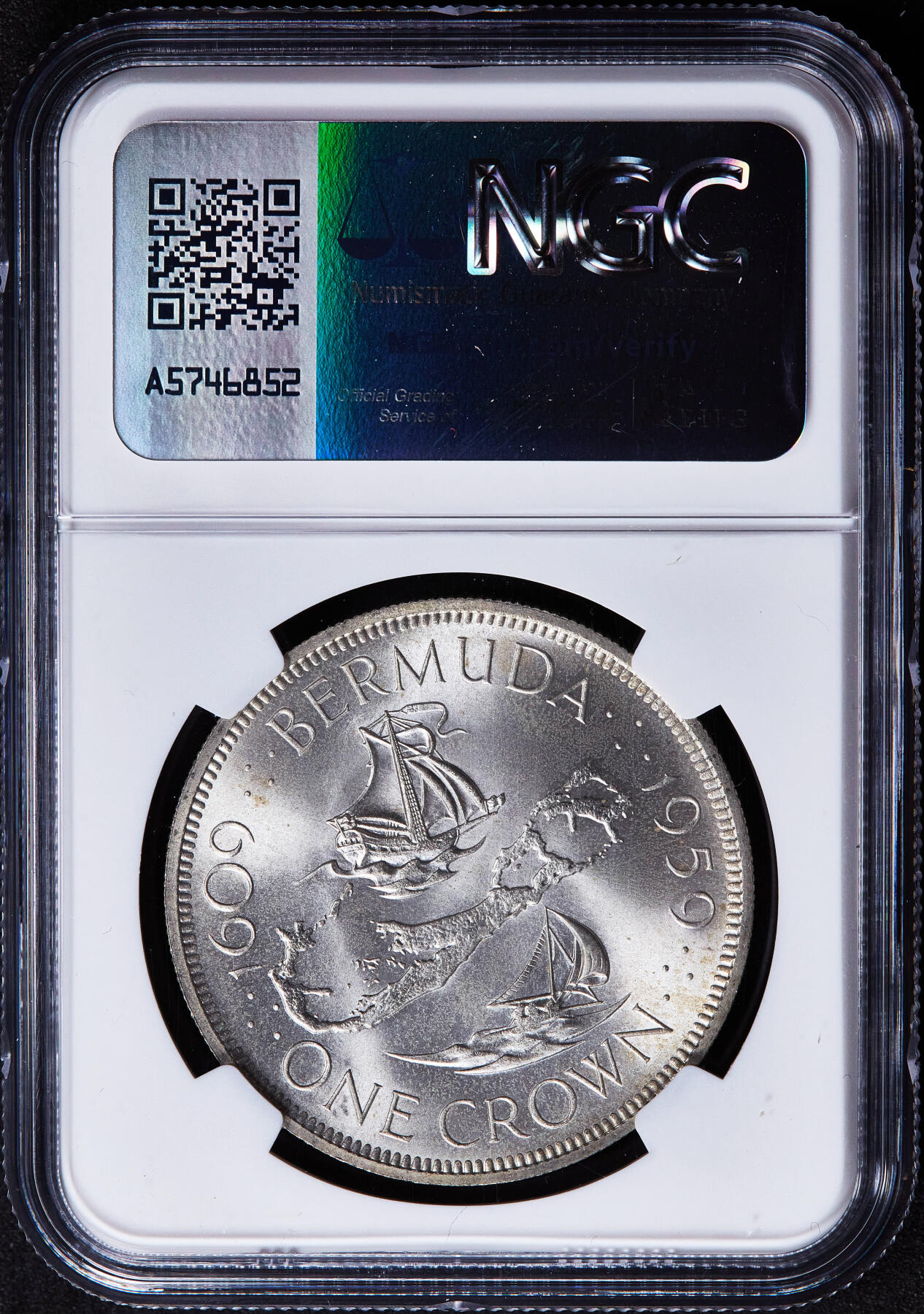 【俄甄集藏】2025年(045)12-03 星期三 晚 19:30 全场包邮 英属百慕大1959年伊丽莎白二世1克朗大银币，NGC MS67，原卷曝光顶级分数，该自治领独立发行的首枚钱币，28.28克，92.5%银，发行量10000枚