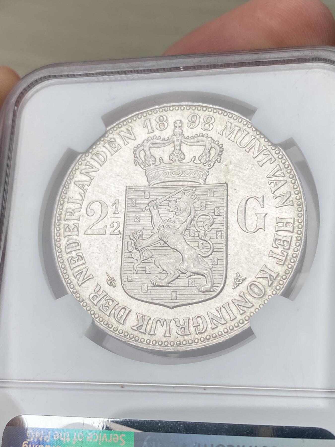 万国钱币拍卖第056期