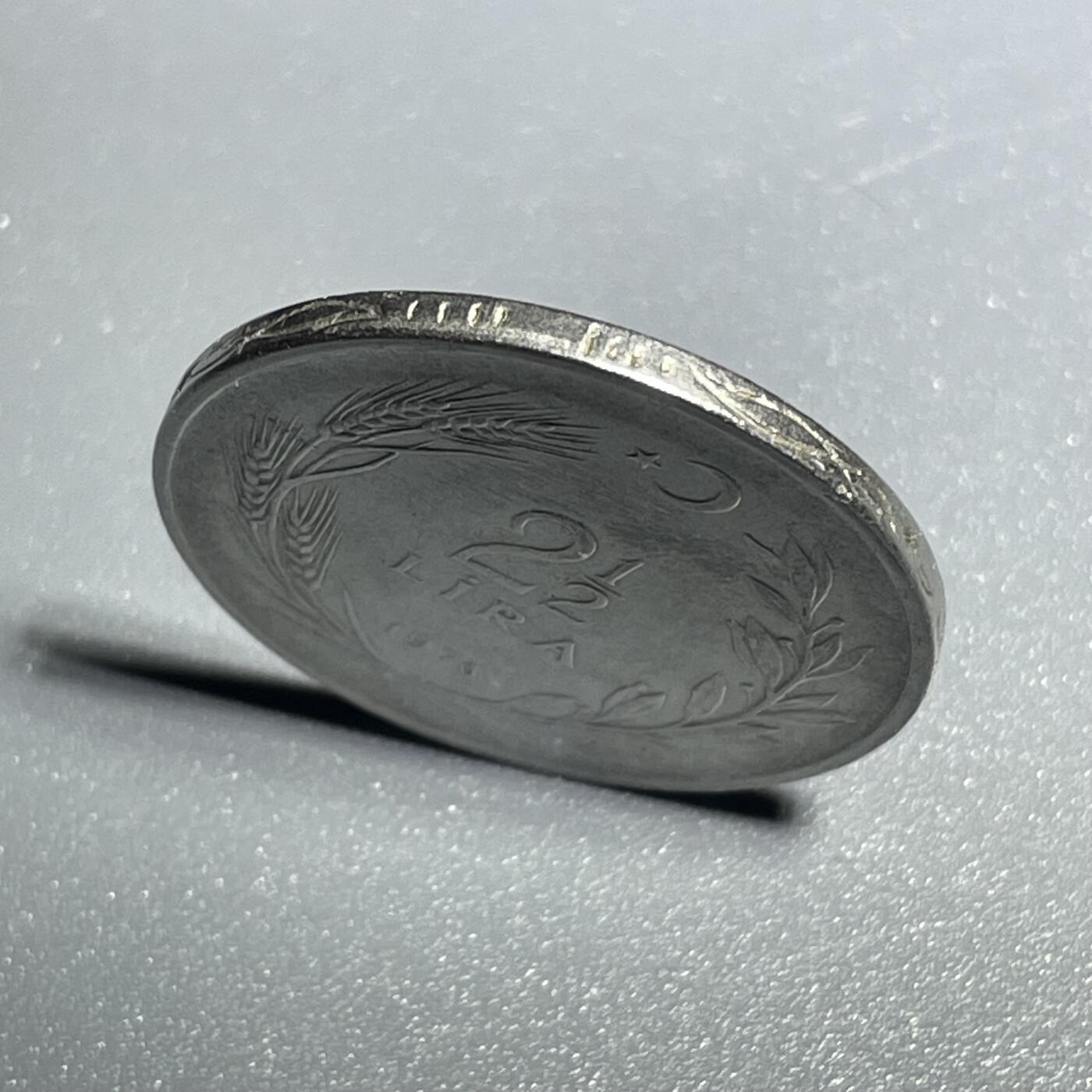 回流1130 土耳其1976年2.5里拉30妈咪 独立战争中的士兵形象