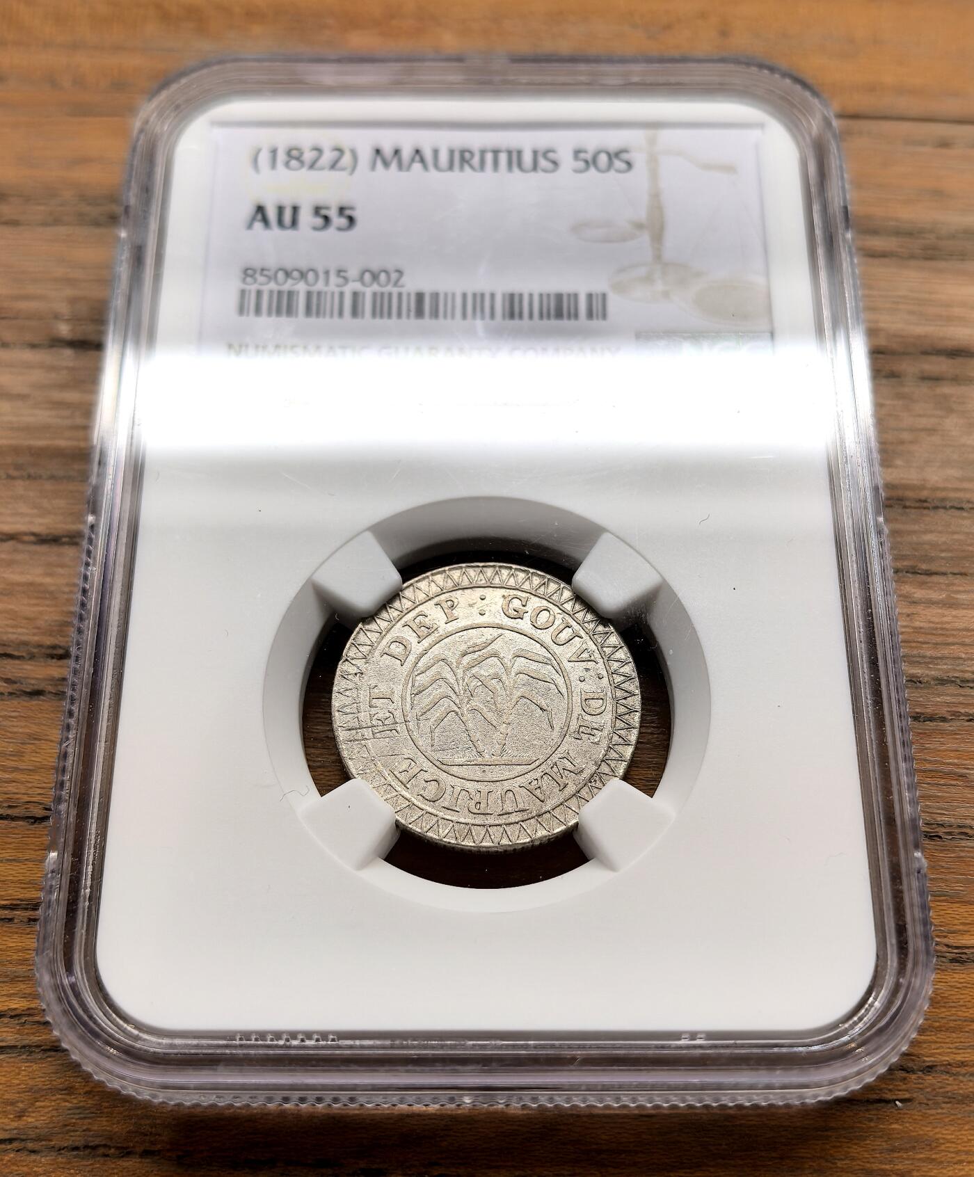 纫秋兰以为佩·凡希社微拍感恩专场 1822英属毛里求斯甘蔗图50Sous银币NGC-AU55，加尔各答厂出品，英国为这个新殖民地铸造的第一种硬币，全套两枚，此枚为最大面值，考虑到占人口多数的法裔，面值沿用了法国货币单位SOU，高等级稀见。