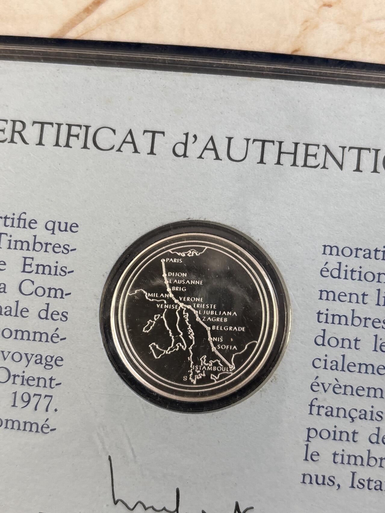 第183期拍卖 国外发行东方快车的最后旅程纪念银章，925银，边齿有标，带卡重22克，直径32毫米