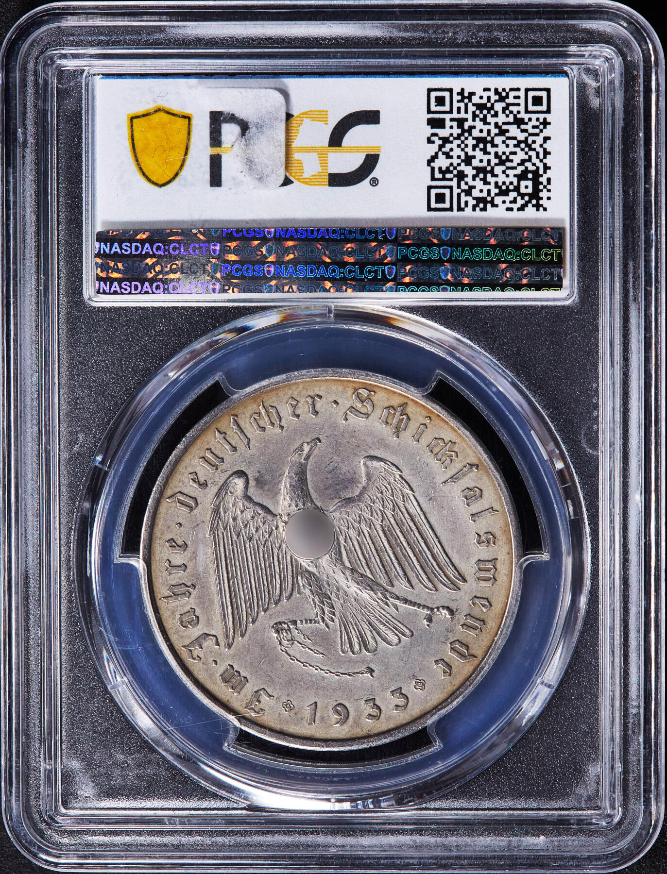 【俄甄集藏】2025年(045)12-03 星期三 晚 19:30 全场包邮 德国第三帝国1933年总理执政纪念锁链鹰银章，PCGS SP62，黄油彩原味状态，原图联系客服或前往对应官网进行查询