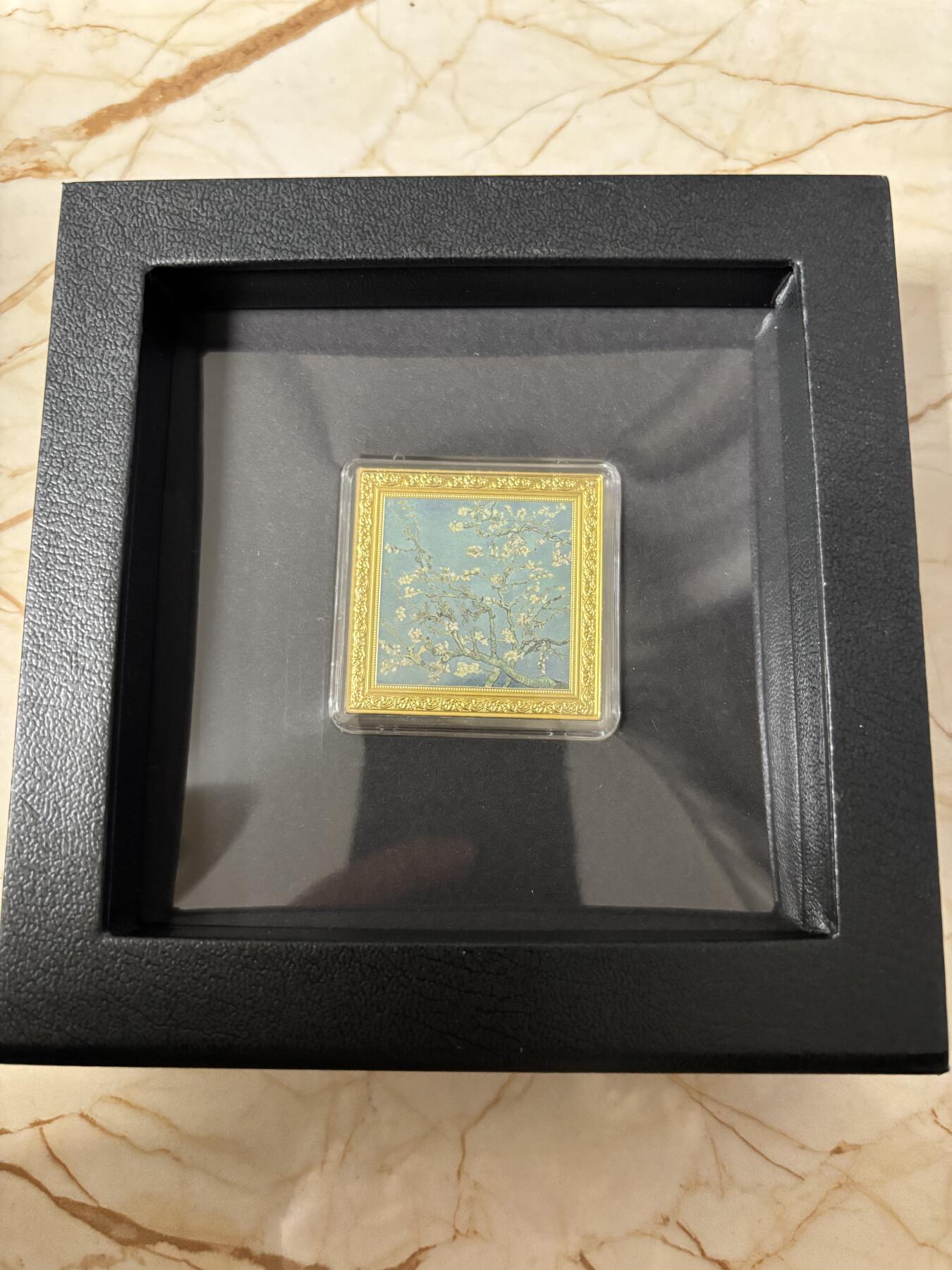 第183期拍卖 纽埃2022年世界名画系列梵高杏花开1盎司彩色银币，999银，1盎司