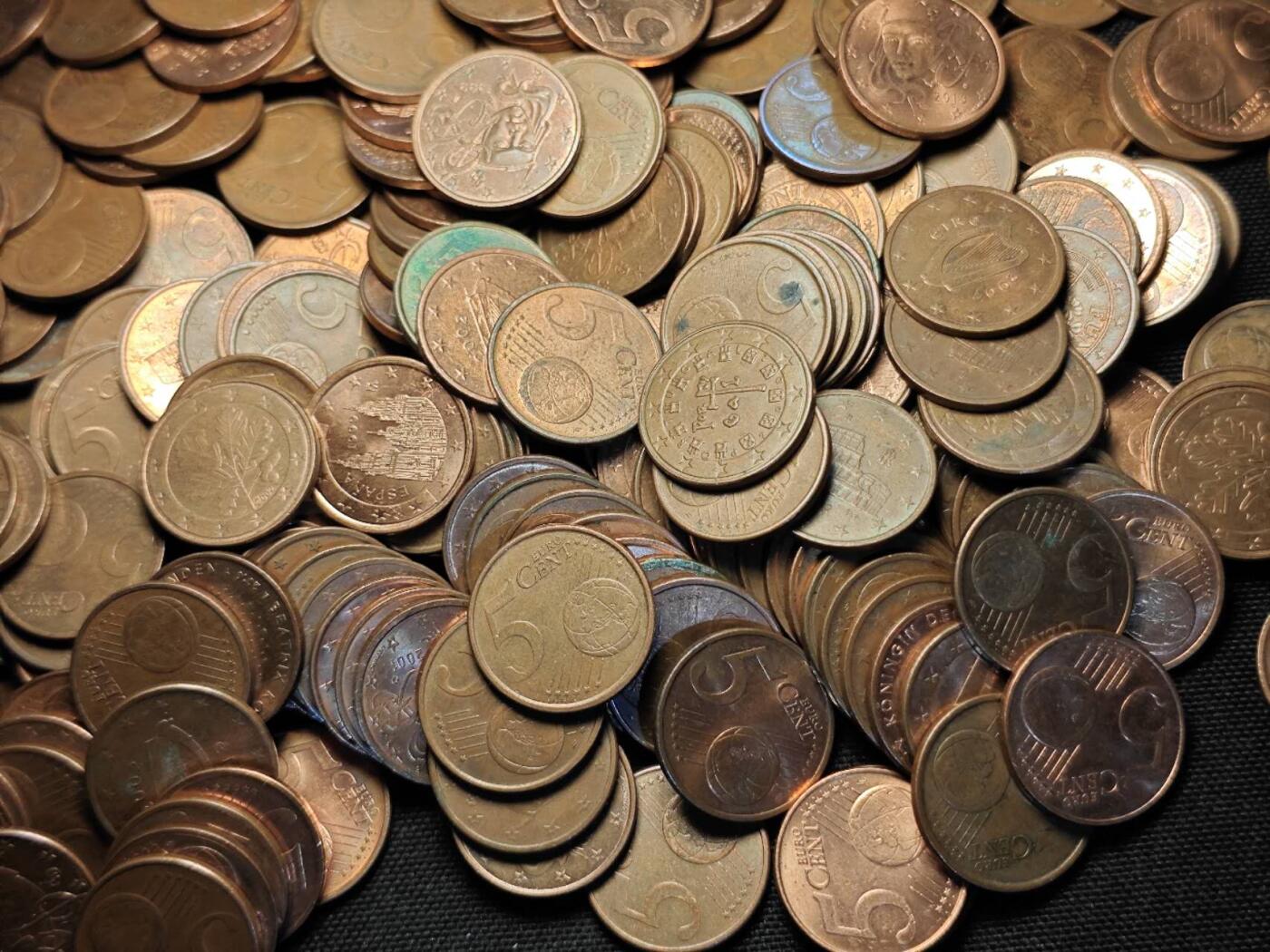 KK钱币收藏小铺 （套币 好品/批量散币 银币）专场  2月预留时间 周末发货  欧元5欧分一组302枚 面值15.1欧元 含少见国家