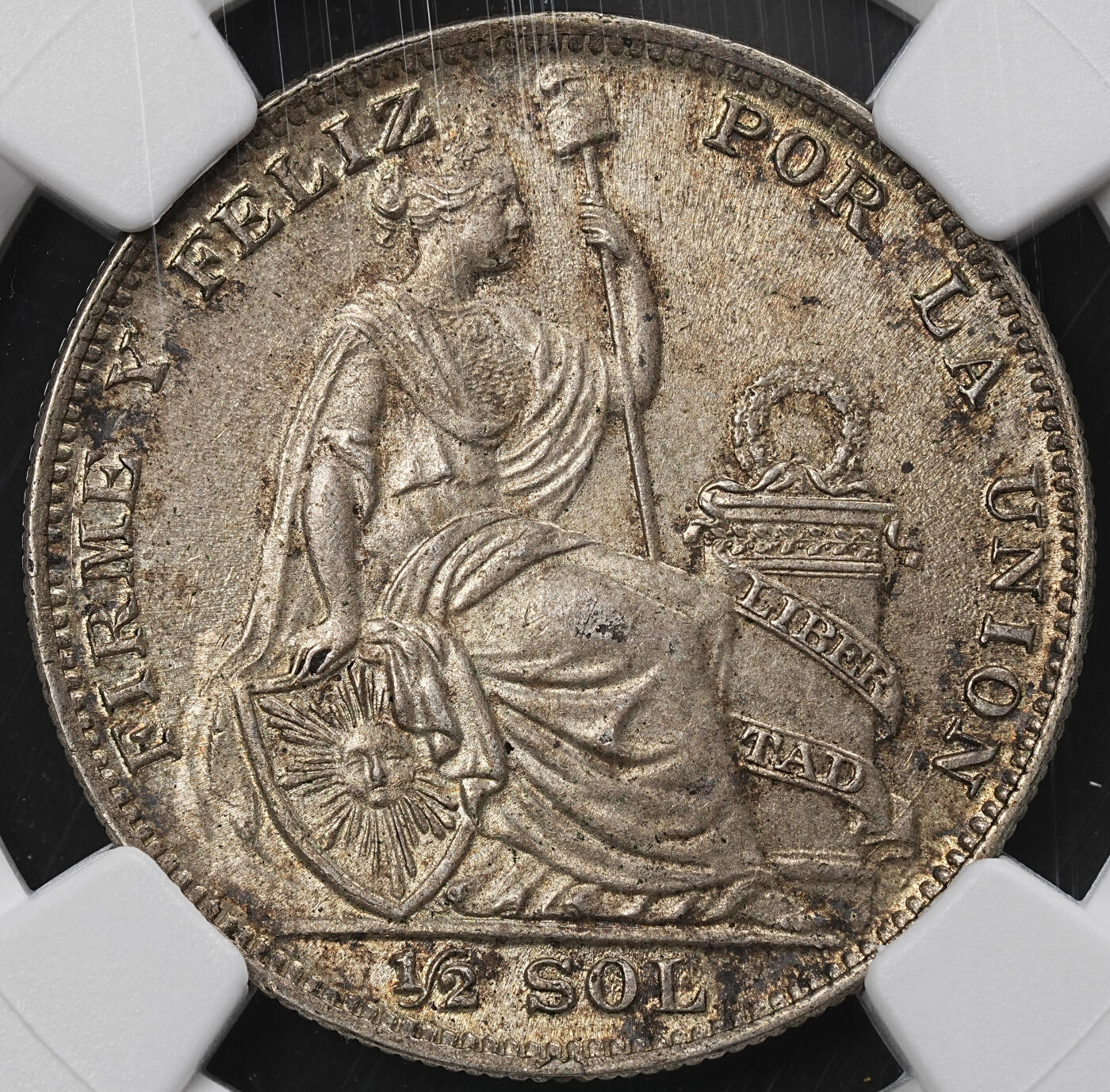 修遠堂世界钱币第九十五期 NGC MS63 1935年秘鲁1/2 SOL银币