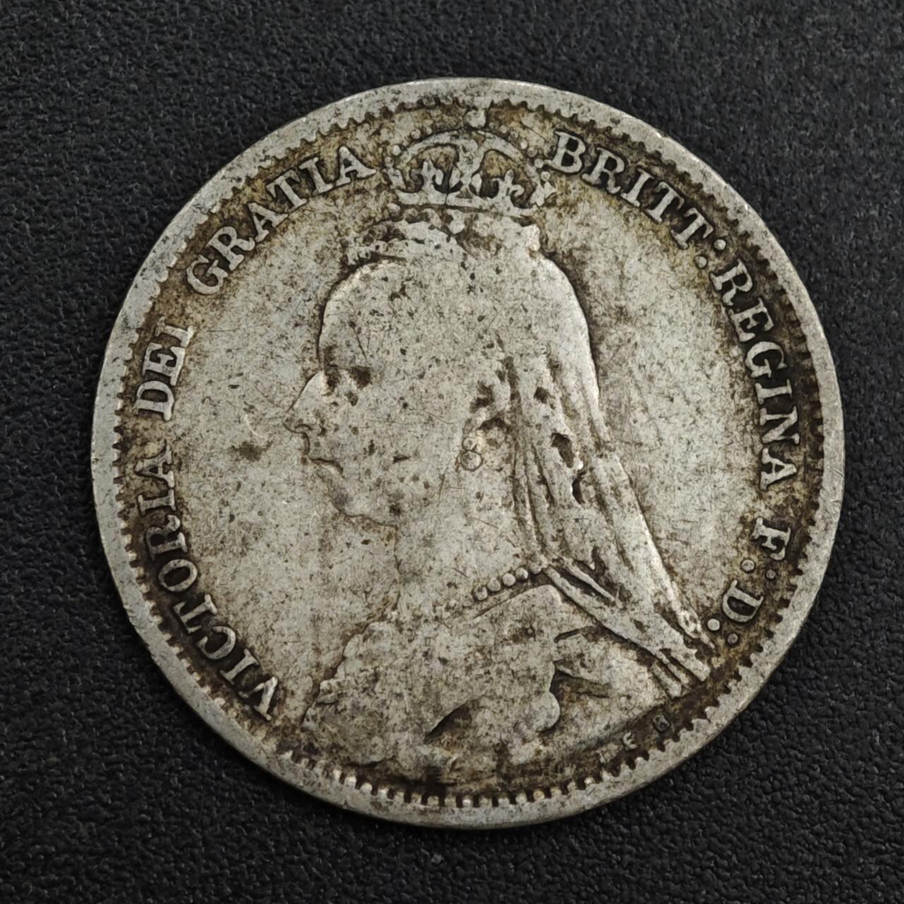 【淘币小摊】限时拍第八百一十二拍  小银币场  满百包邮可预留两周  周一统一发货  英国1890年维多利亚6便士银币