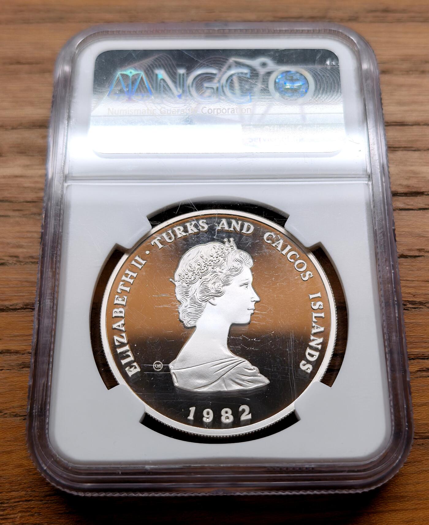 纫秋兰以为佩·凡希社微拍感恩专场 1982特克斯与凯科斯群岛儿童年10C大银NGC-PF69UC