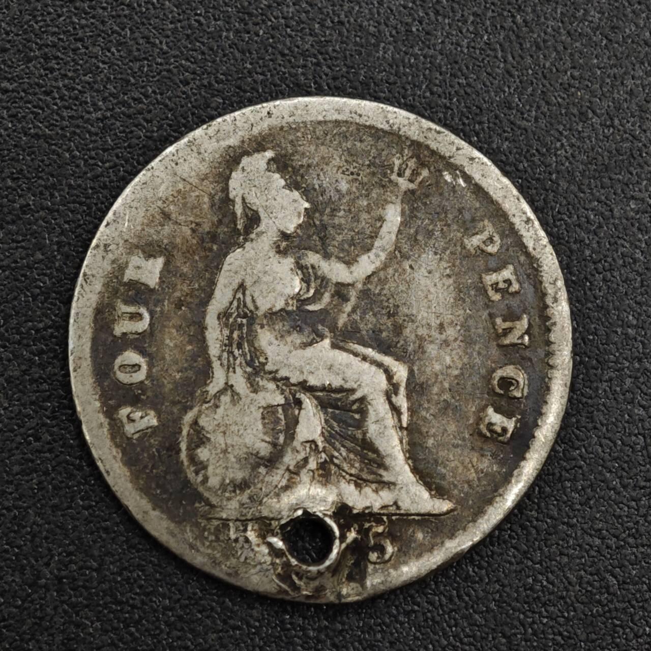 【淘币小摊】限时拍第八百一十二拍  小银币场  满百包邮可预留两周  周一统一发货  英国维多利亚4便士银币