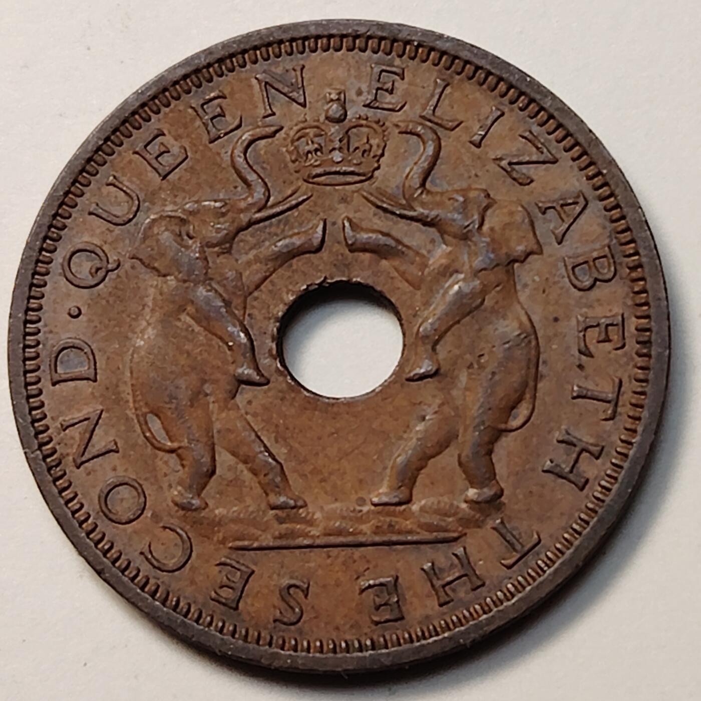 布加迪🐬～世界钱币(上海)🌾第 262 期 /  各国套币和散币 罗德西亚和尼亚萨兰 1962年 1便士 伊丽莎白女王