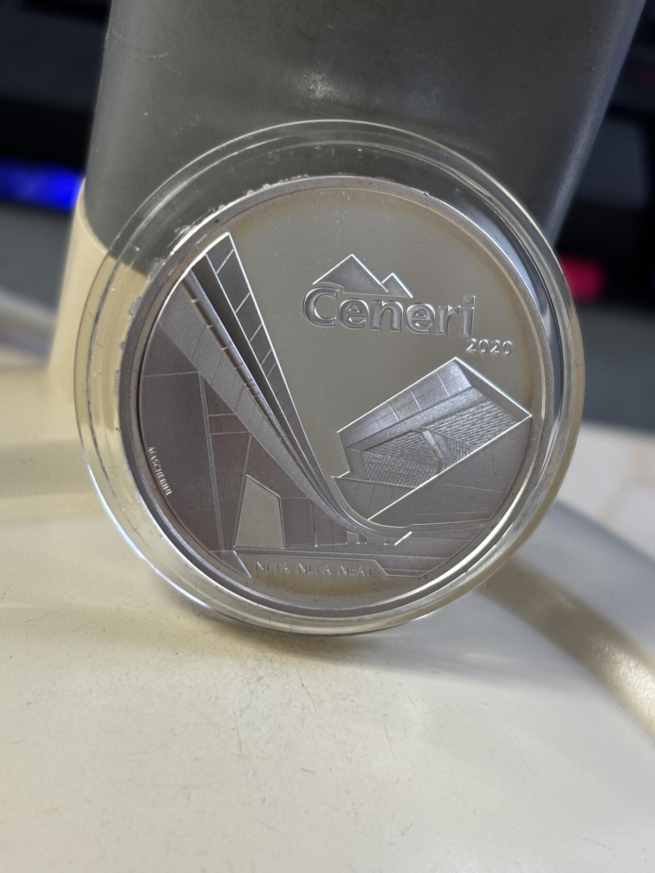 第183期拍卖 瑞士2020年穿越阿尔卑斯山的新铁路精制银币，835银，20克，发行7500枚，有氧化