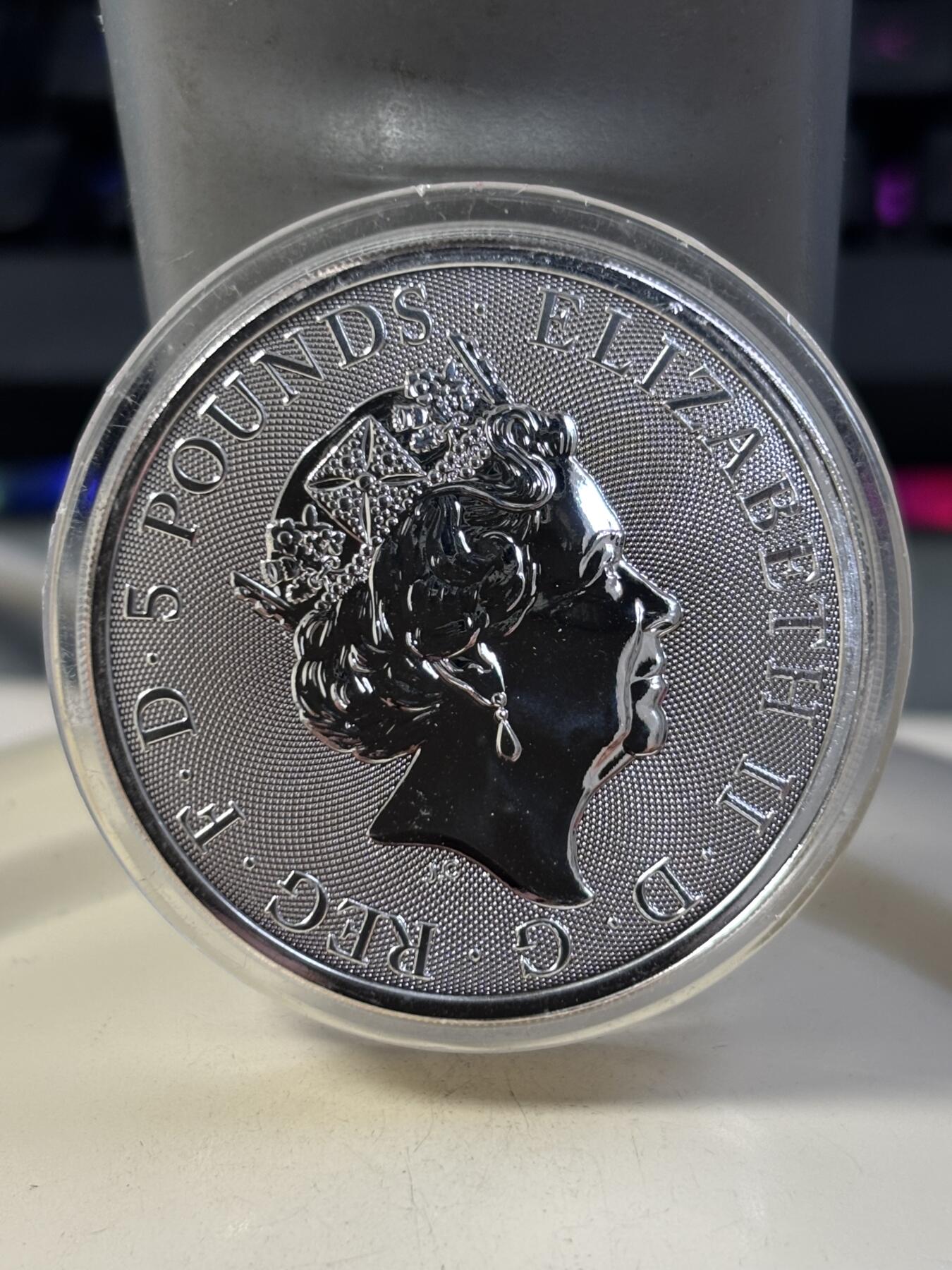 第183期拍卖 英国2020年女王神兽系列白狮子2盎司纪念银币，9999银，有氧化点