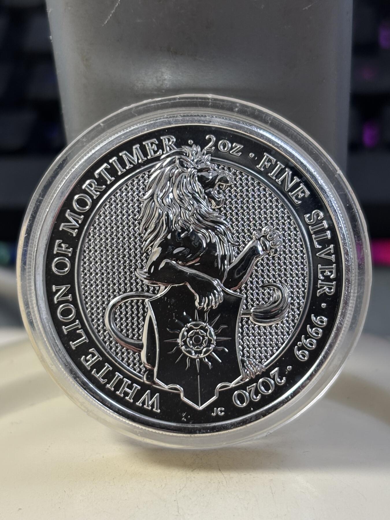 第183期拍卖 英国2020年女王神兽系列白狮子2盎司纪念银币，9999银，有氧化点