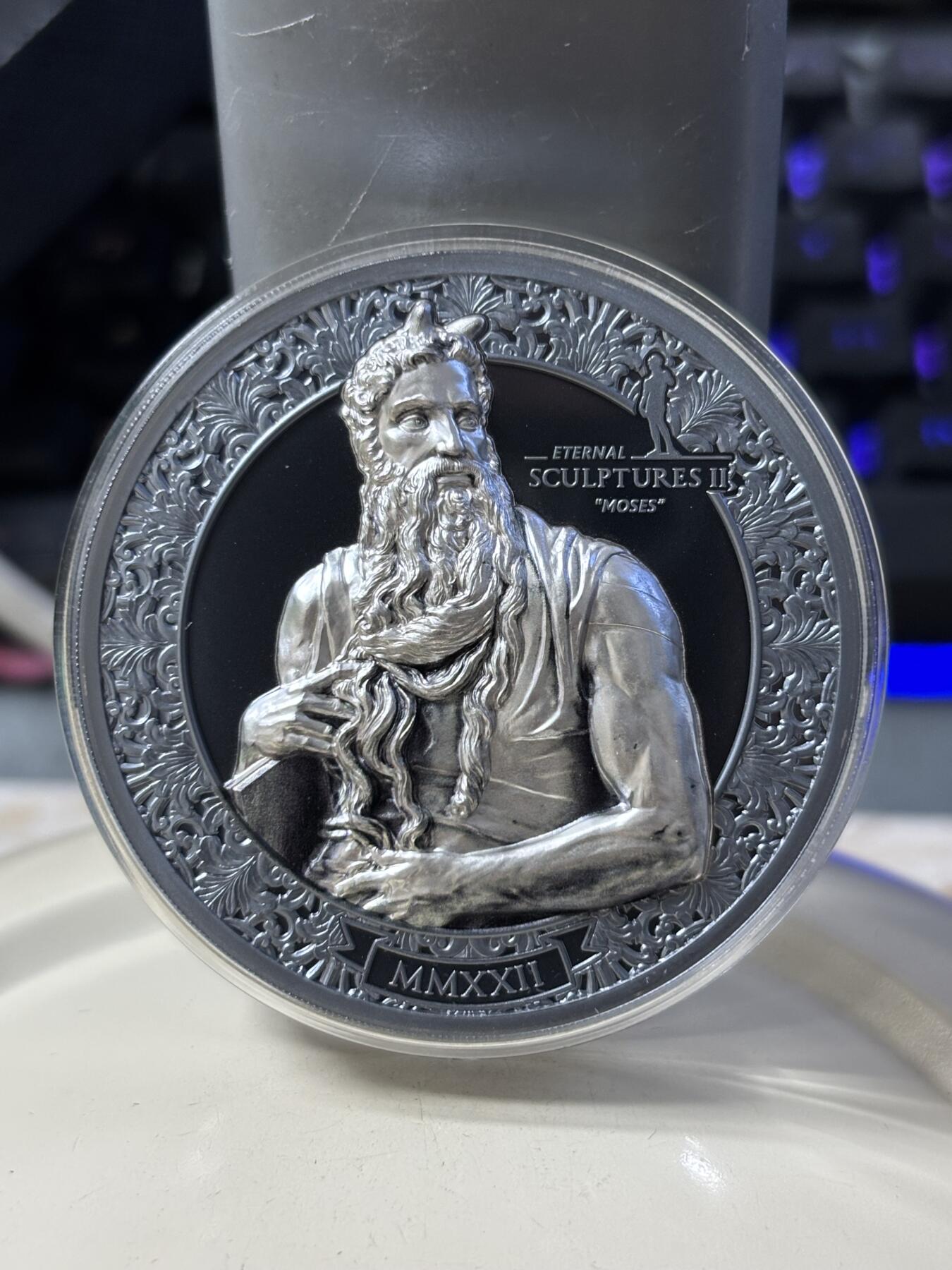 第183期拍卖 帕劳2022年永恒的雕塑系列《梅瑟》3盎司纪念银币，499银，发行量999枚