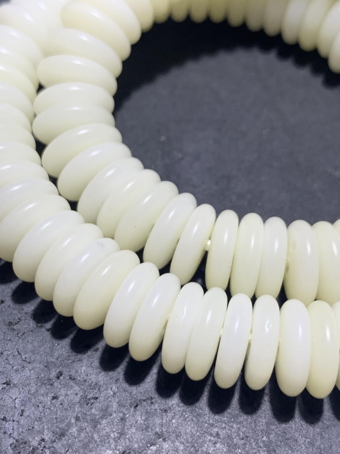 精美菩提根110+6隔片手串一条，