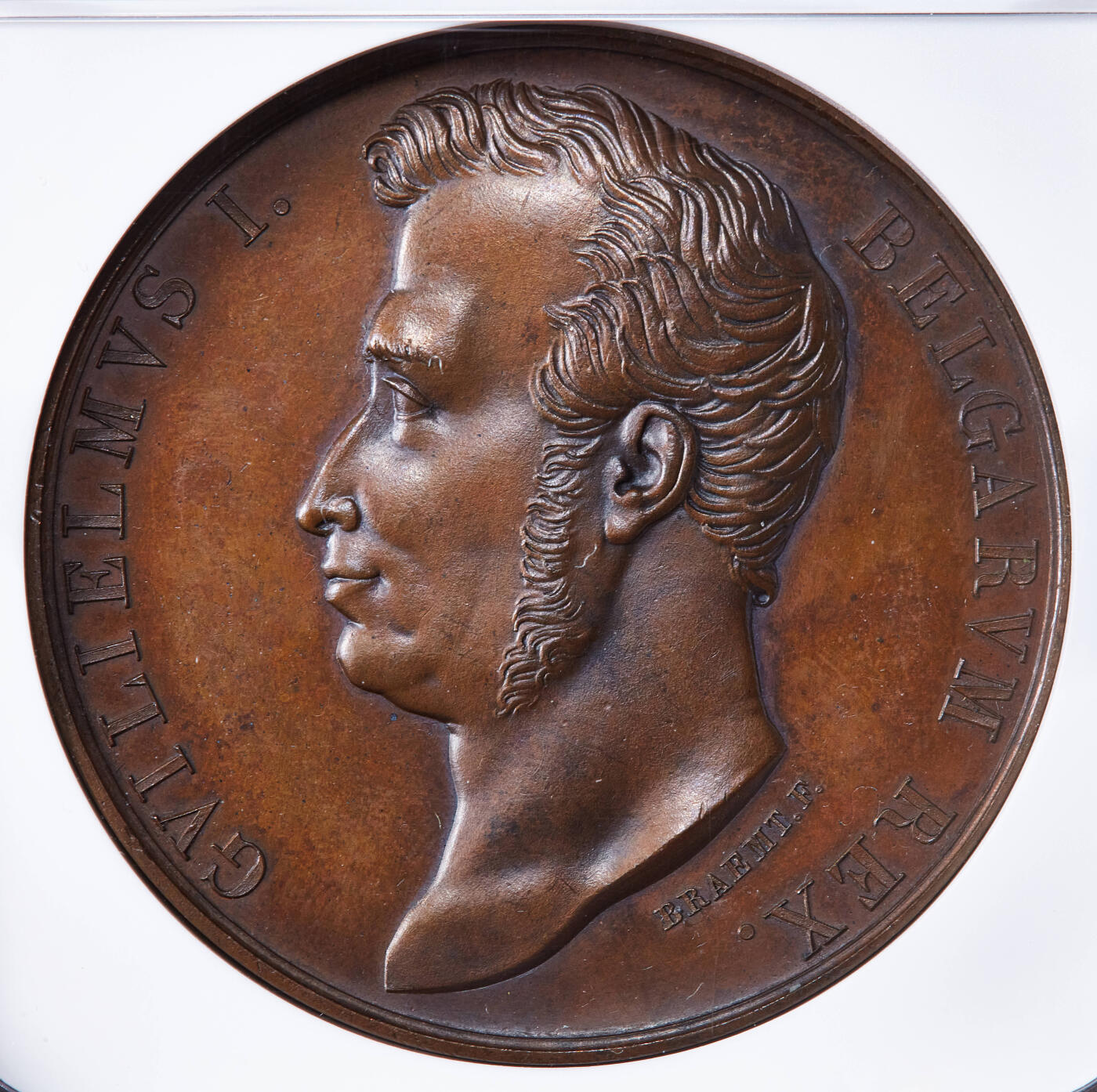 【俄甄集藏】2025年(045)12-03 星期三 晚 19:30 全场包邮 荷兰1815年纪念国王威廉一世加冕大铜章，NGC MS64，巧克力包浆，高浮雕