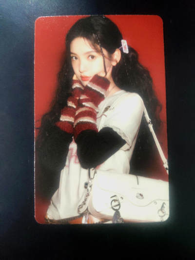 琦卡当当铺≯第23期★★回馈活动~买卖全部0佣金★★~【9点40结束】扫码加群抽[包邮券]~周六结束 - 联名KT猫-章若楠-自制小卡-1张